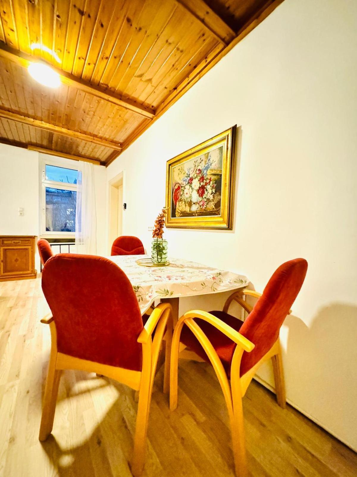 Apartment Cozy 4br For Up To 12people, 10minutes To Fac Platz Wien