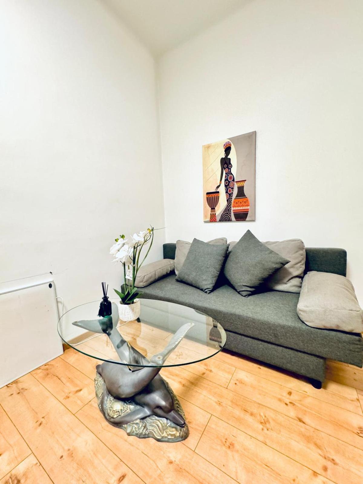Cozy 4br For Up To 12people, 10minutes To Fac Platz Wien