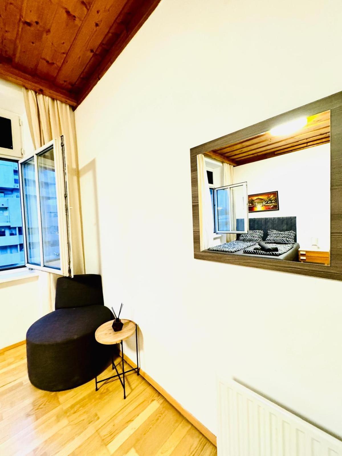 Cozy 4br For Up To 12people, 10minutes To Fac Platz Apartment Wien