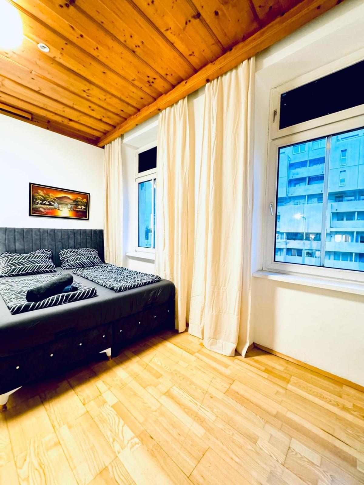 Apartment Cozy 4br For Up To 12people, 10minutes To Fac Platz Wien
